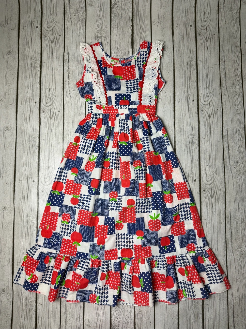 Vintage 1970s Girls 10 Years Patchwork Apples Cottagecore Long Maxi Dress